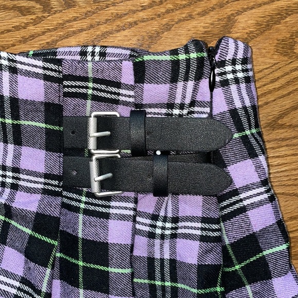 Shein purple and black pleated skirt - Picture 2 of 3